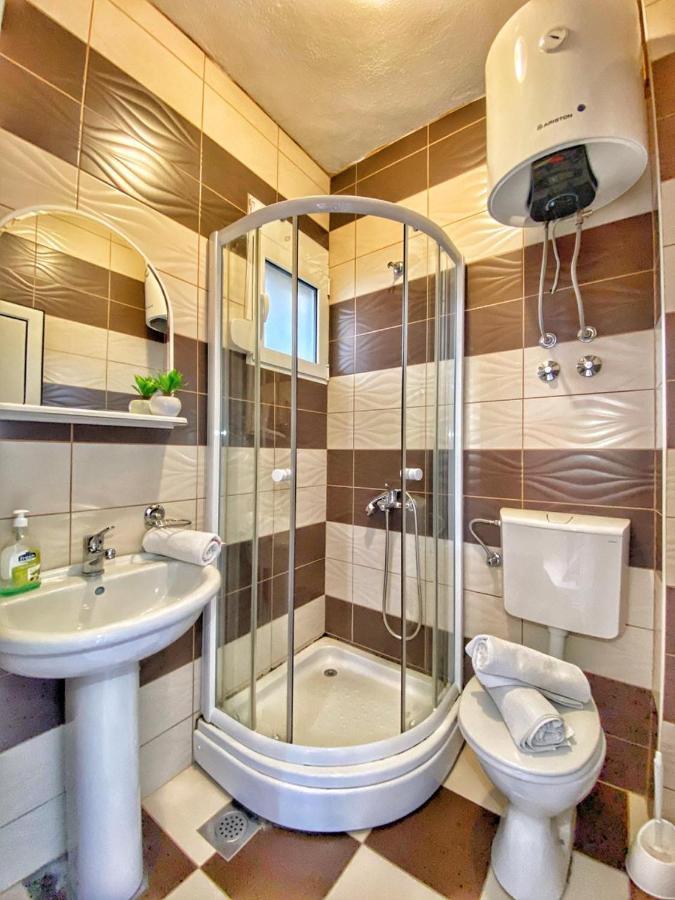 Md Apartments Ulcinj Exterior foto