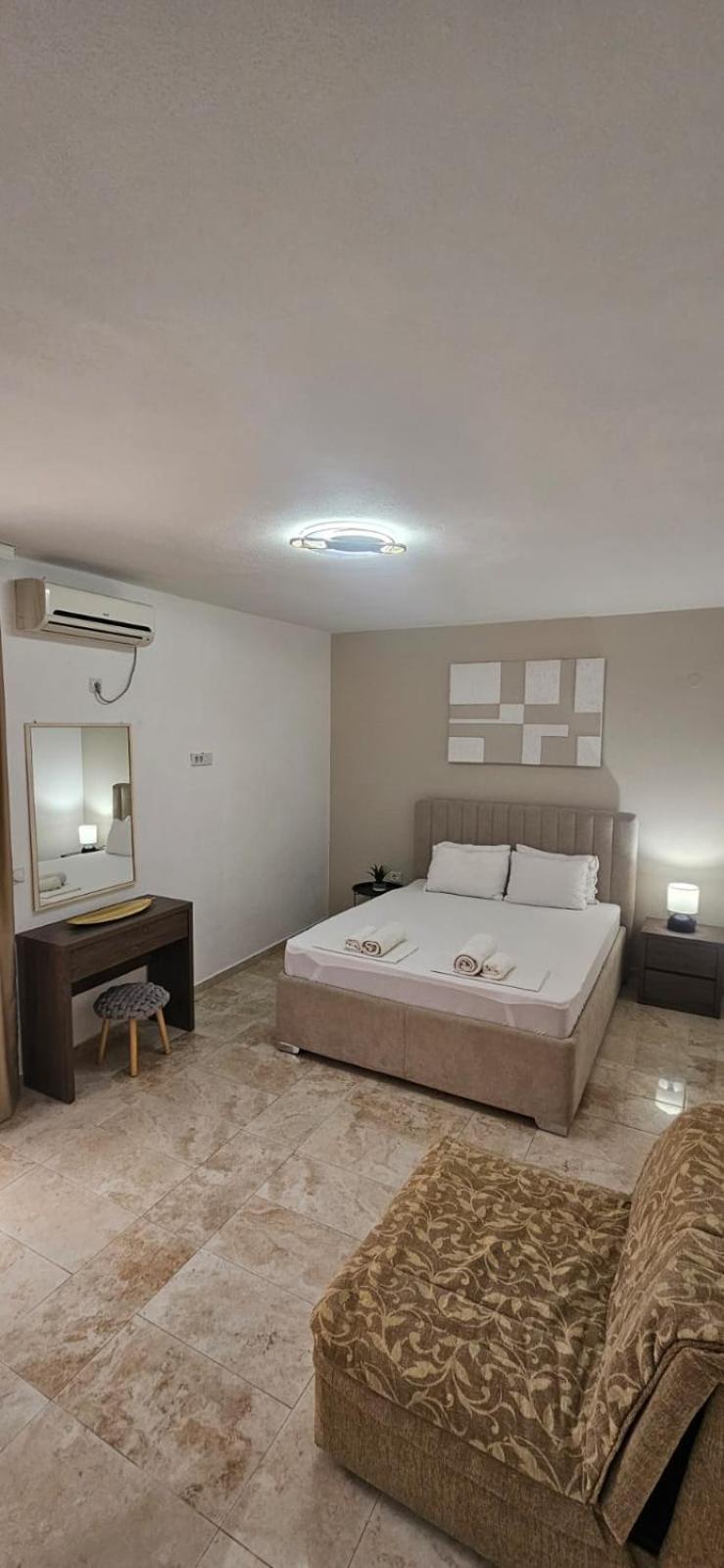 Md Apartments Ulcinj Exterior foto